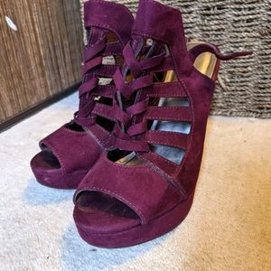 Burgundy wedge heels
